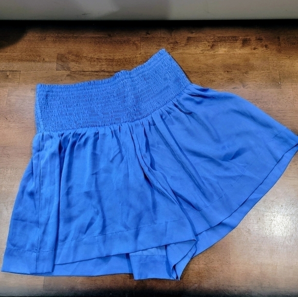 Pants Store High Waist Elastic Band Bright Blue Swing shorts Size Medium - Picture 2 of 8